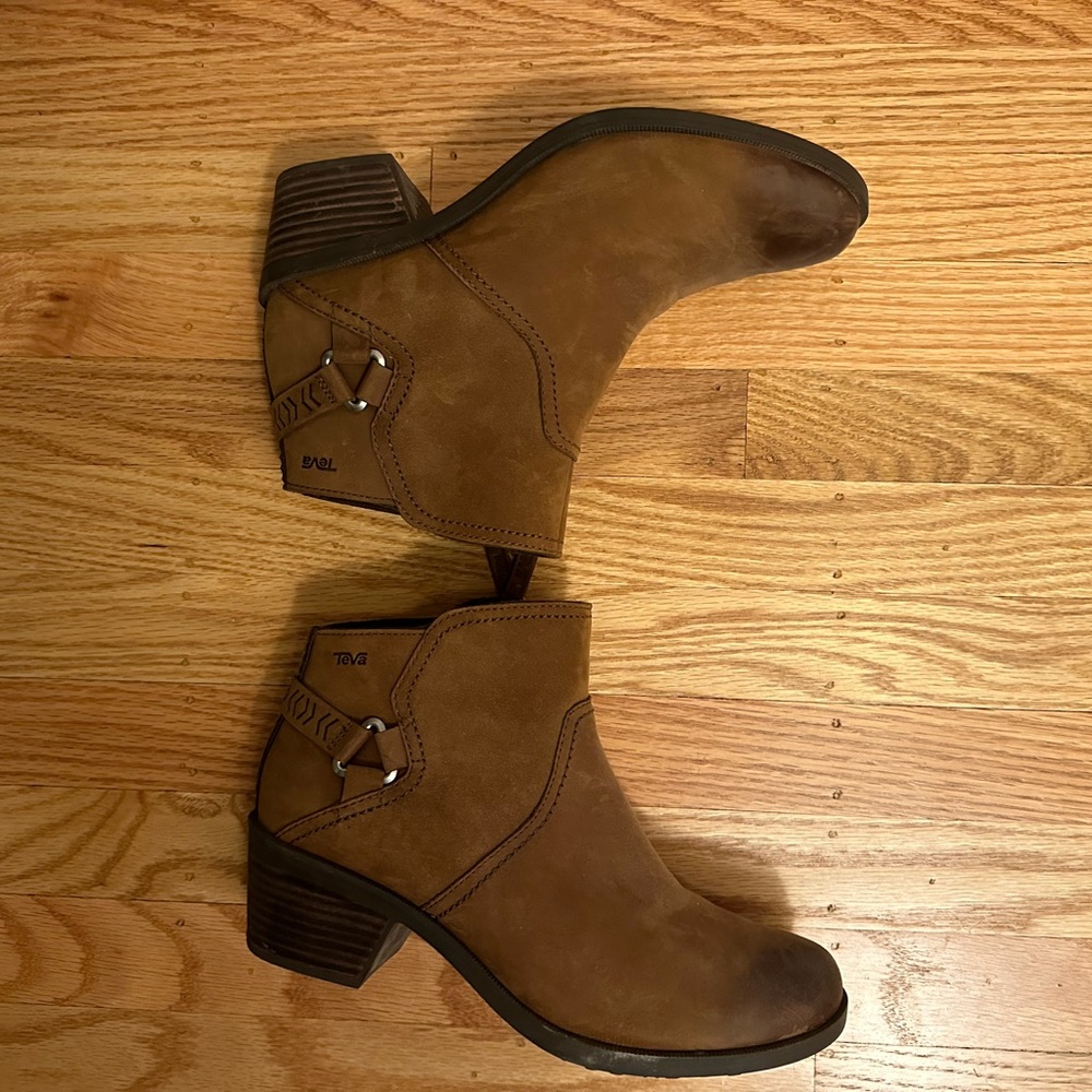 Teva De La Vina Foxy Ankle Boots, light brown, low heel